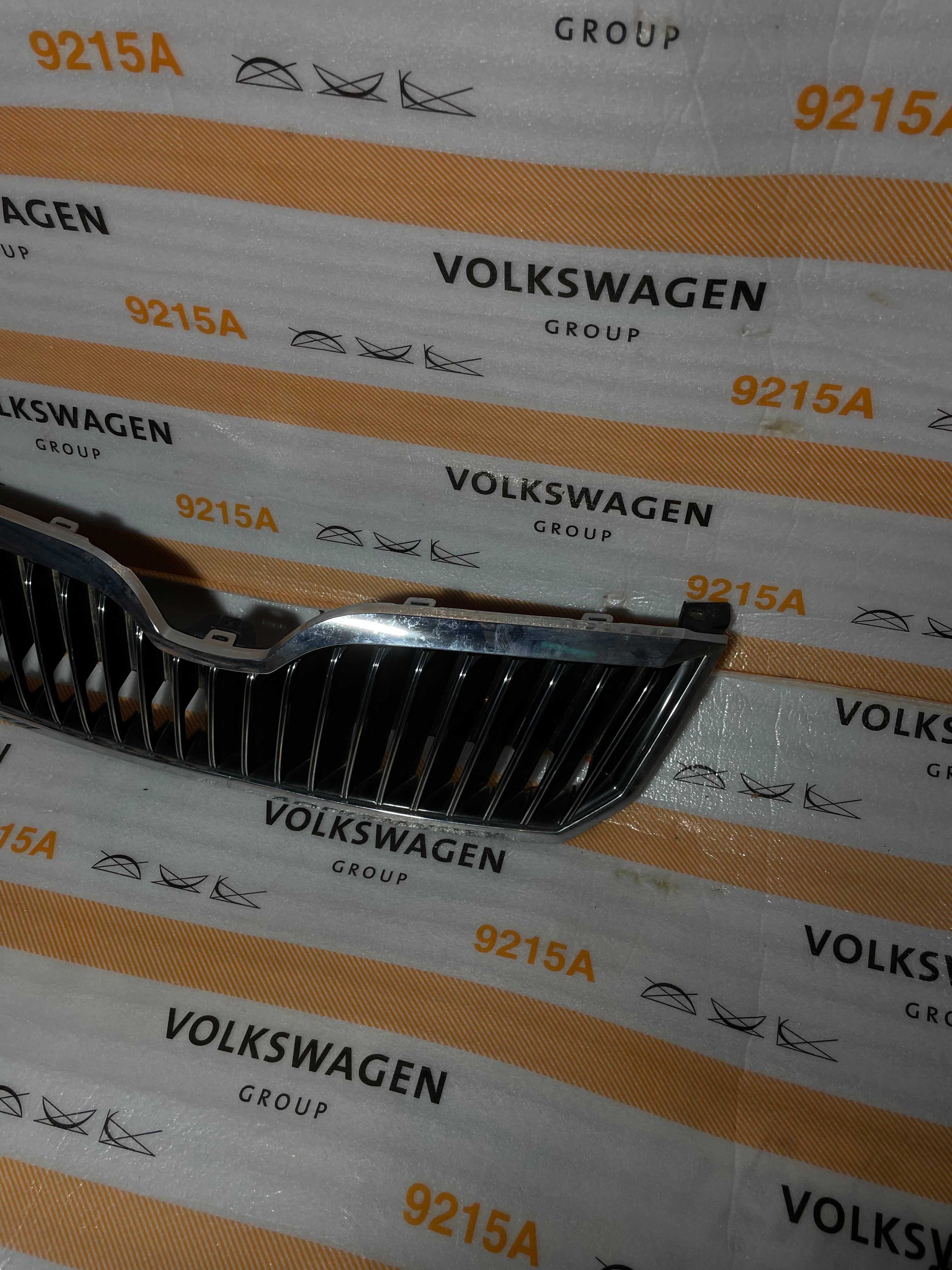 Grila Radiator Skoda Superb 2 Facelift, 2013-2015, 3T0853668B