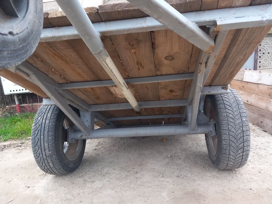 Vind remorca pentru cimp