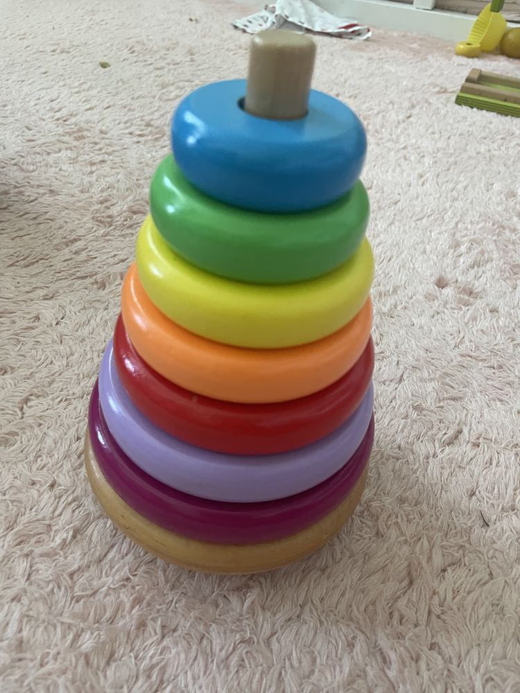 Монтесори дървени играчки