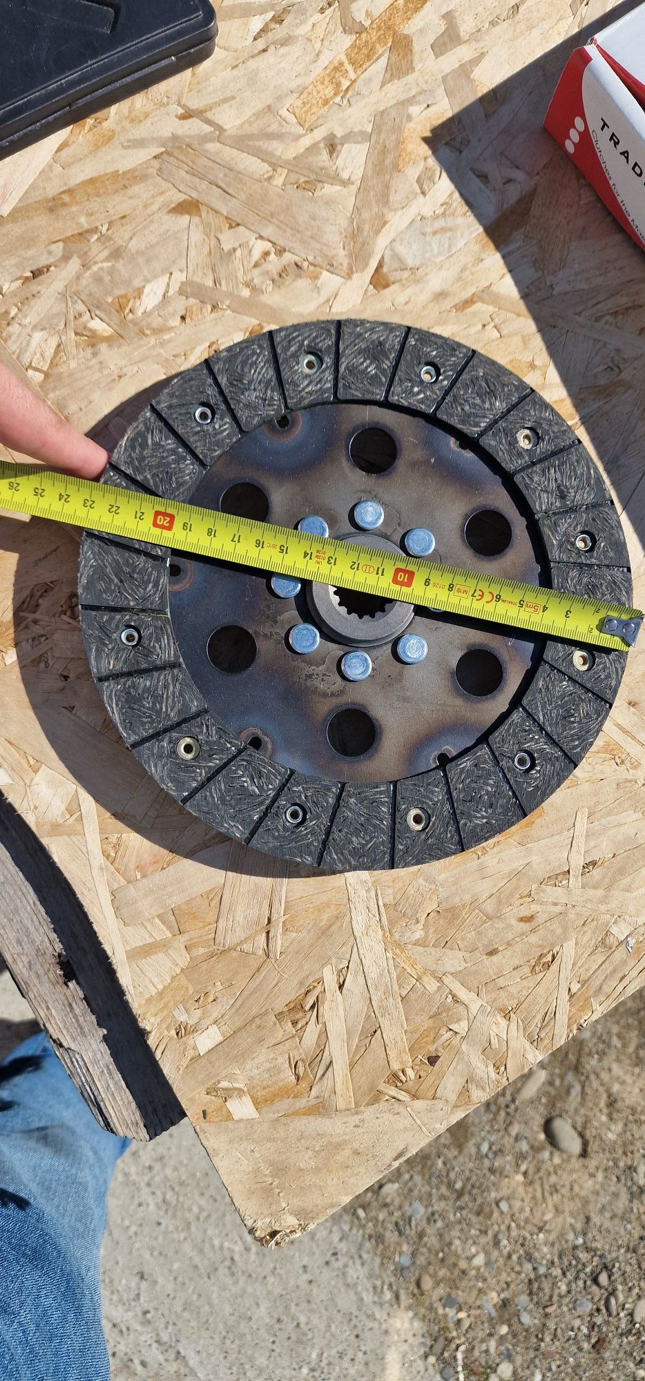 Disc ambreiaj tractor ford dexta 15 dinți diametru total 230 mm preț 4