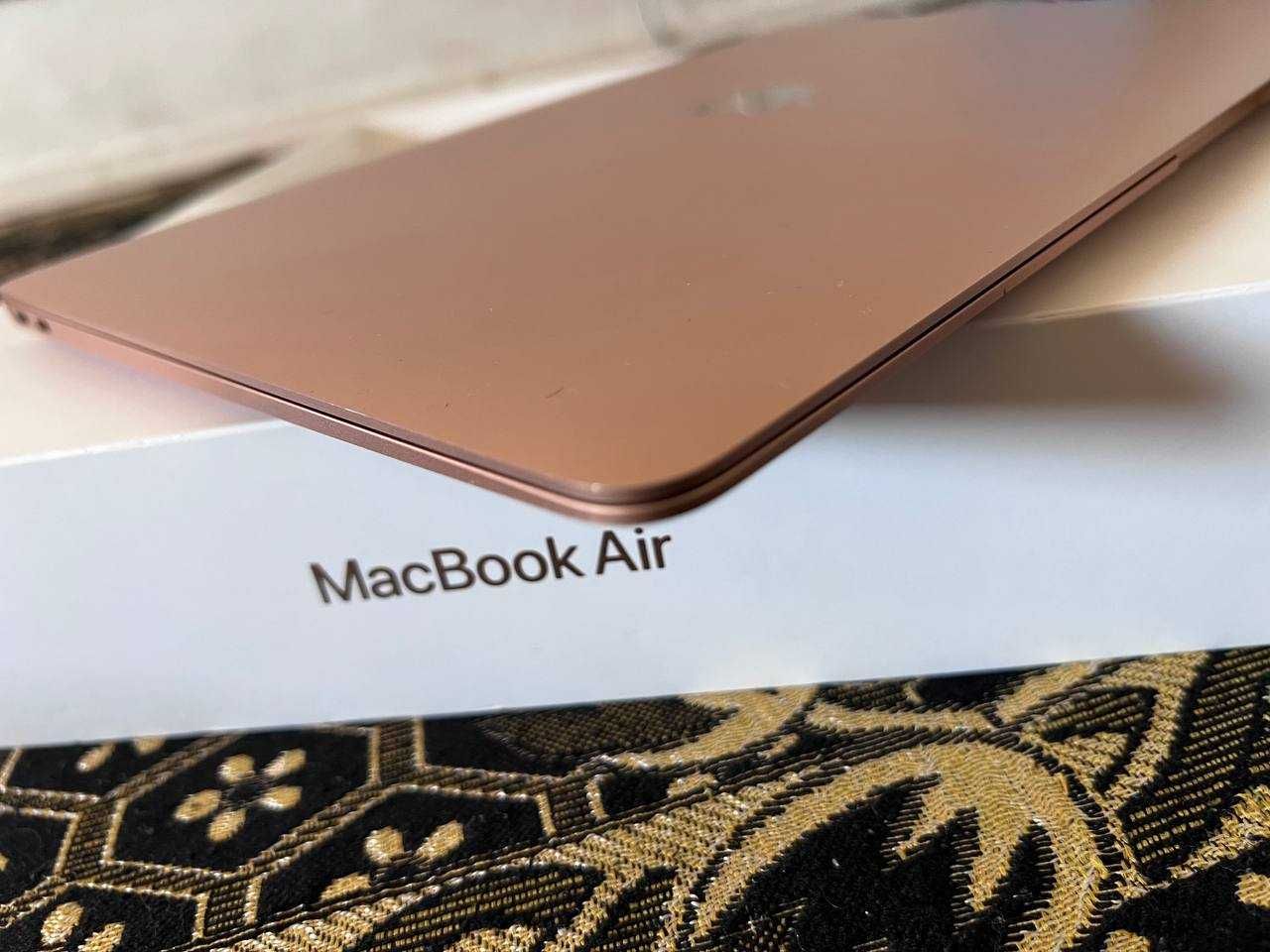 Macbook Air M1 Gold 8/256 96% 66sikl Ideal