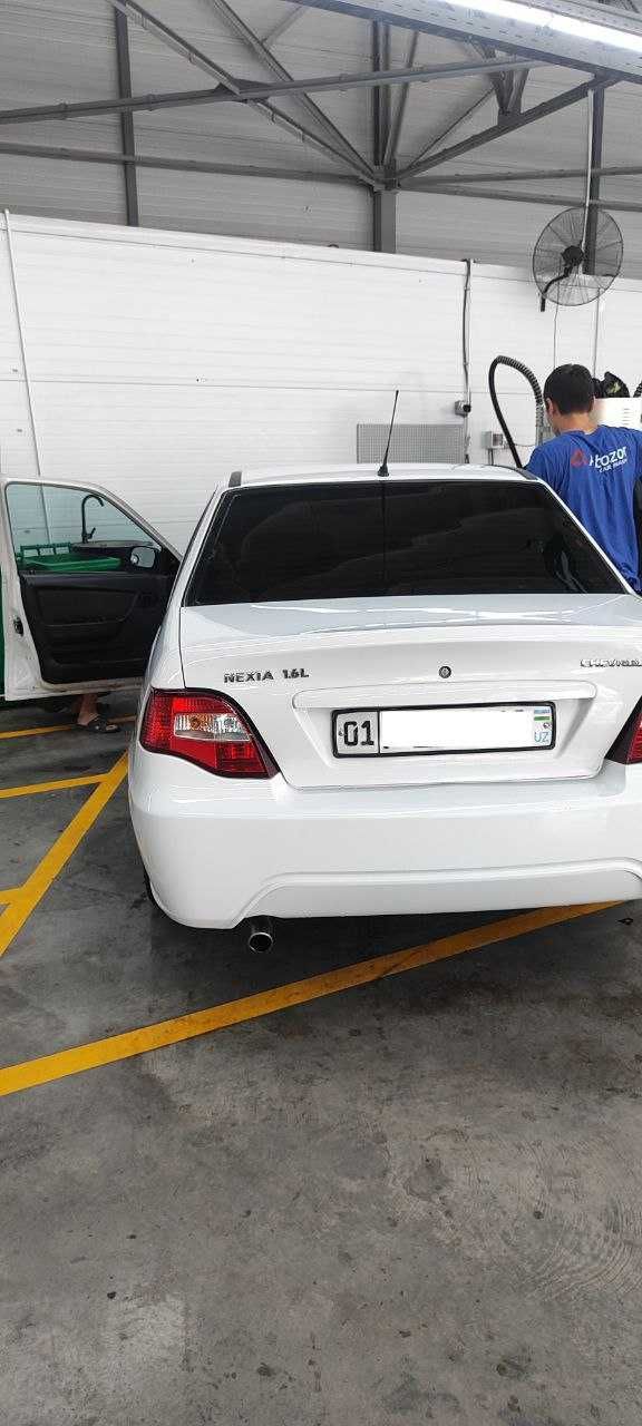Nexia 2 DOHC сотилади