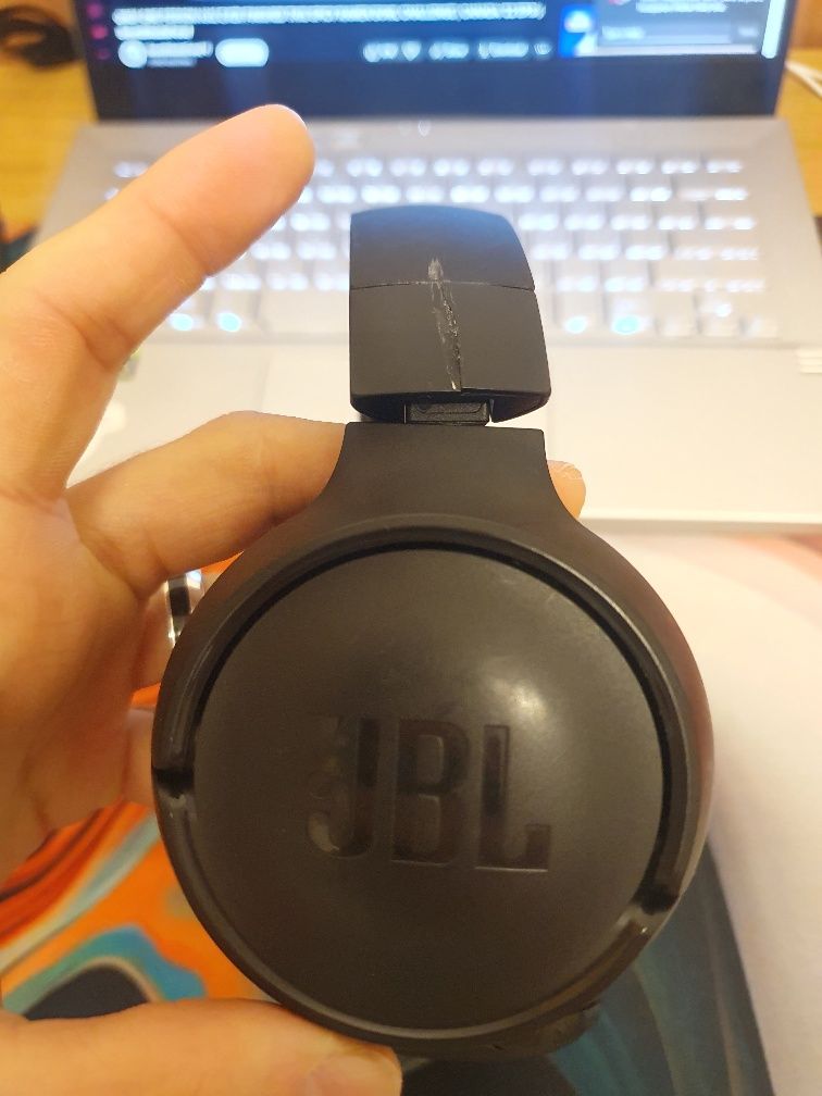 Casti jbl tune 500