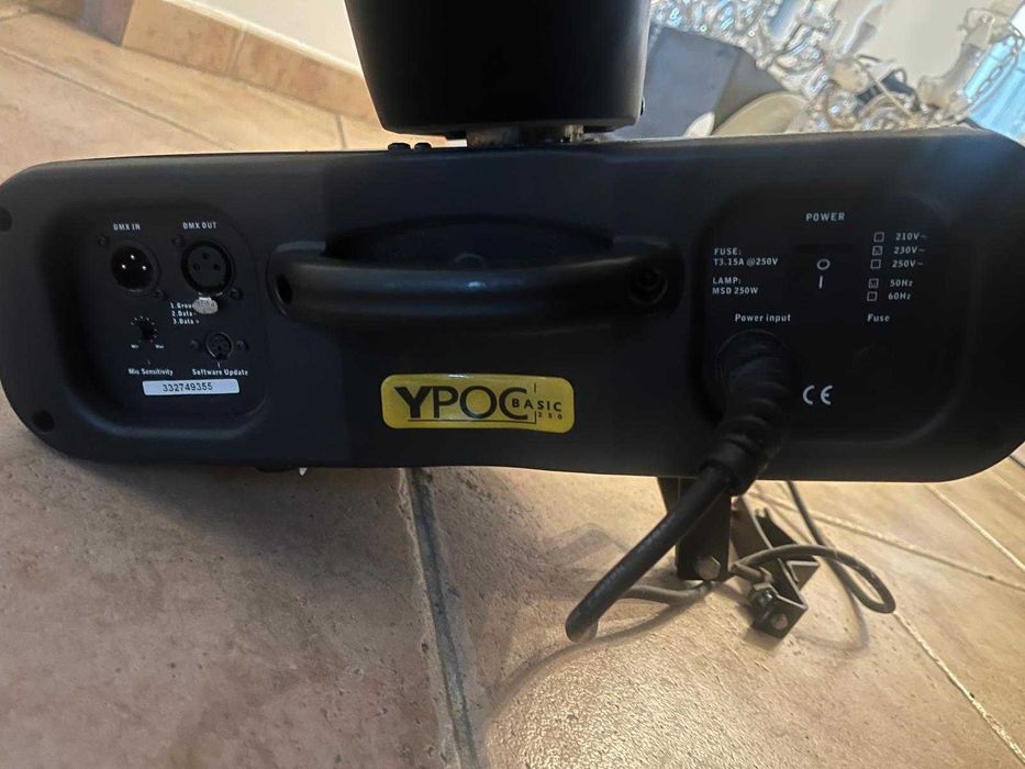 Ypoc Basic 250 – Moving Head profesional