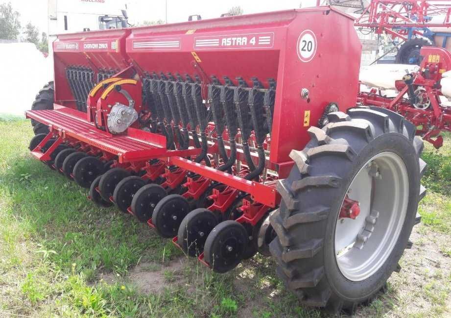 СЗ Астра 4 — сеялка для посева зерновых
