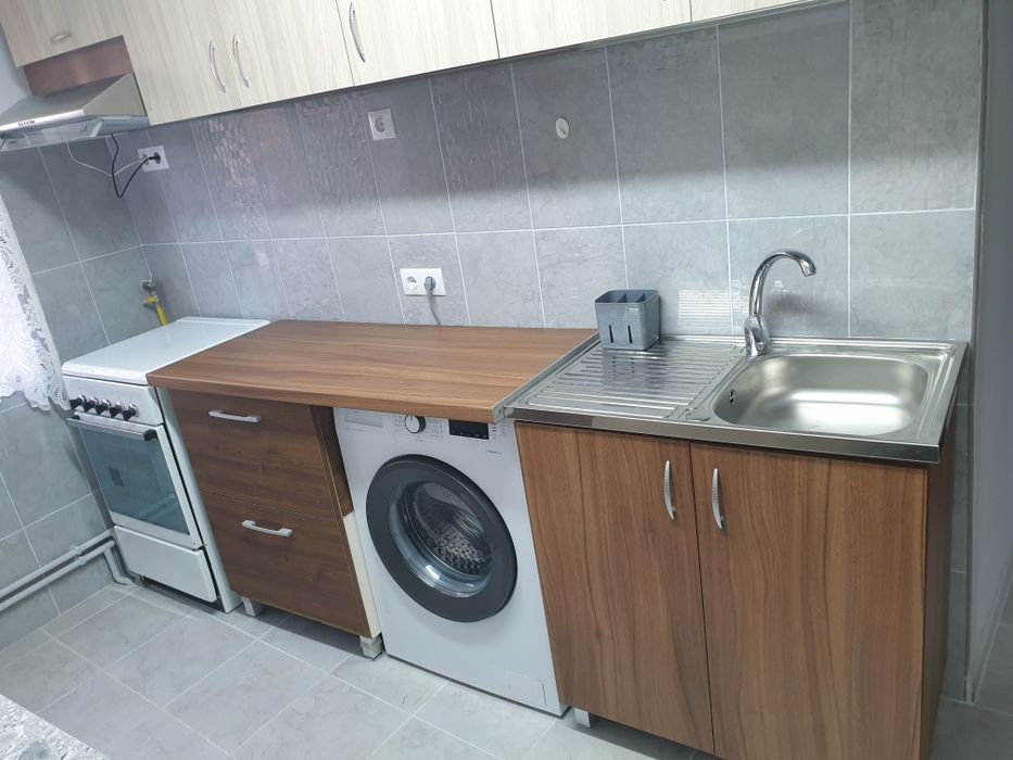 Dau in chirie la casa