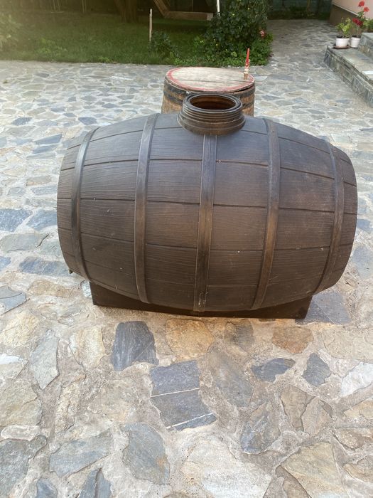 Vand butoi de plastic alimentar,de lemn de stejar si fibra de sticla p