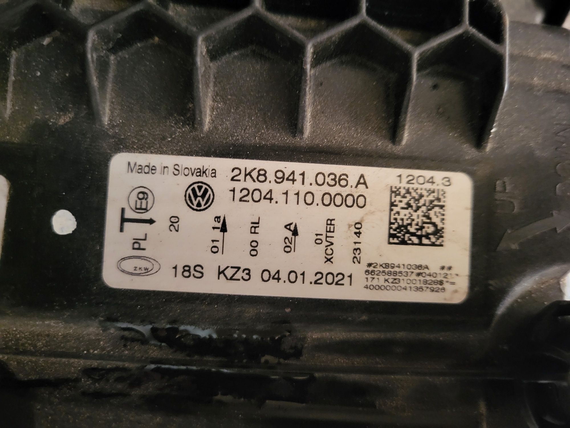 Десен фар фарове VW Caddy 4 desen far кади 4 2K8941036A