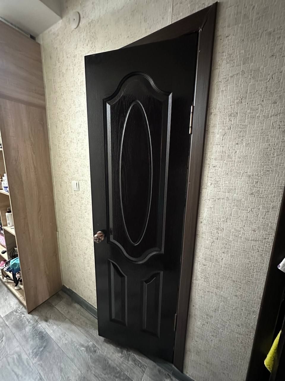Продаю двери б/у