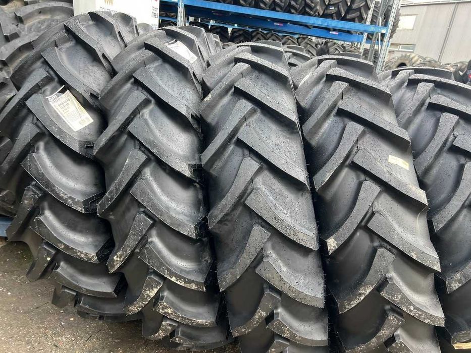Anvelope GRI cu 8 pliuri 13.6-38 pentru tractor spate
