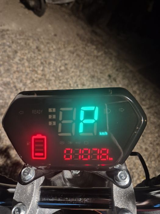 Scuter electric Rdb cc15 cu 1078 km