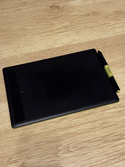 Графический планшет Wacom One ctl671
