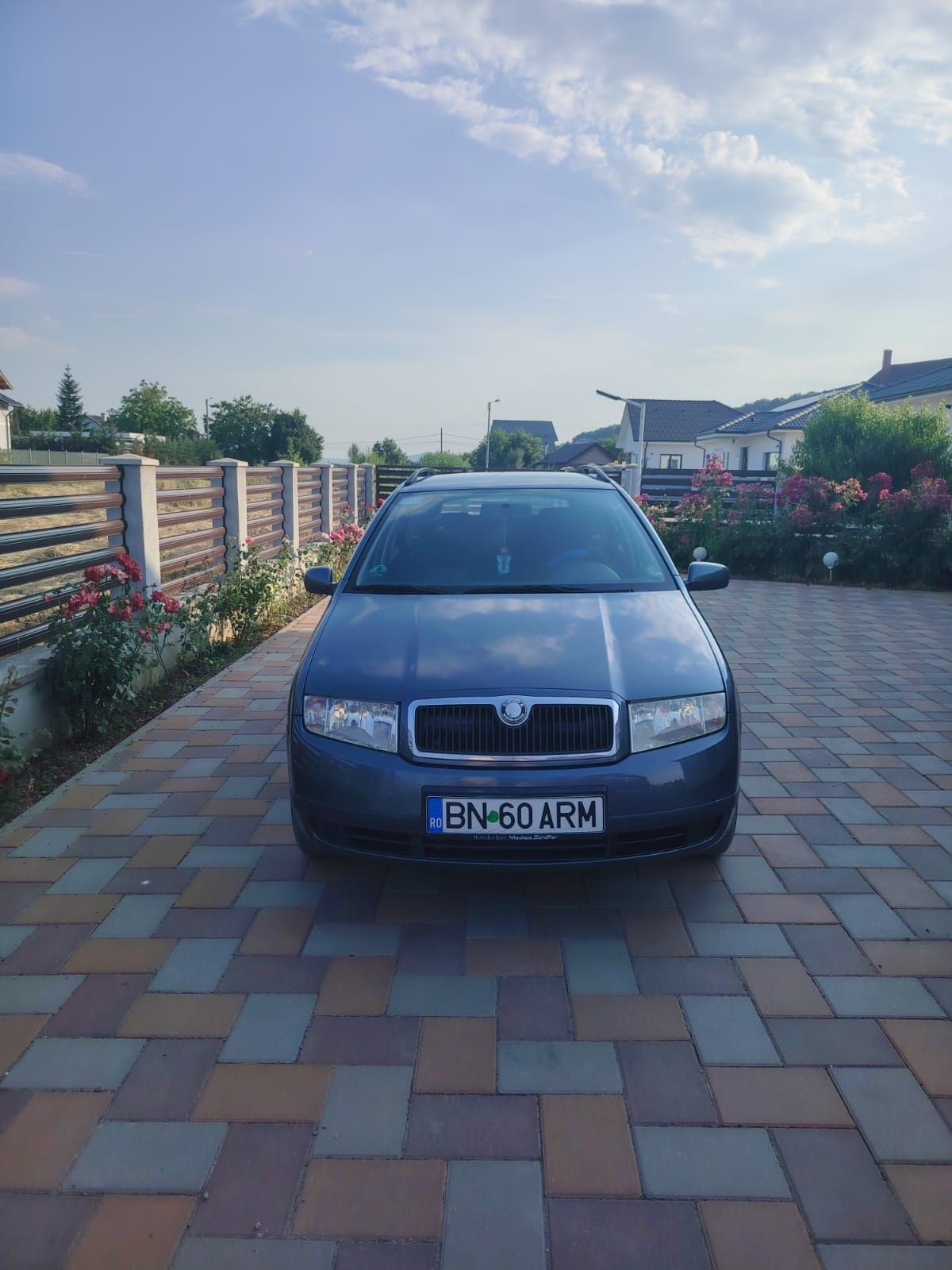 Vând skoda fabia