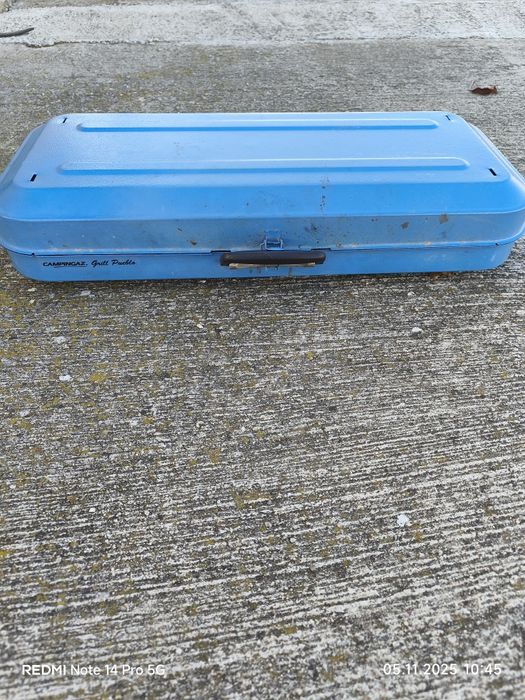 Grătar camping pe gaz