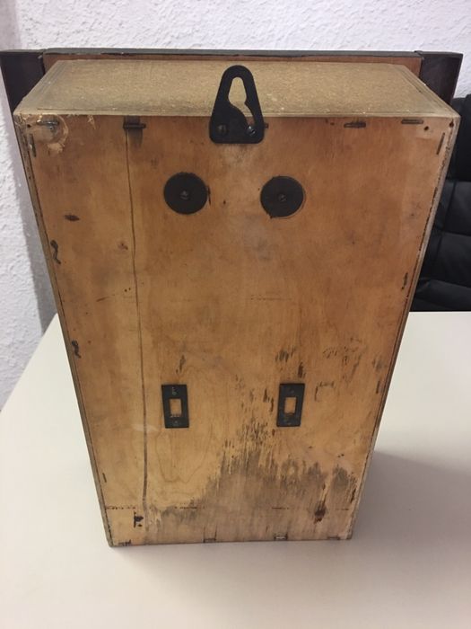 Античен старинен часовник и радио