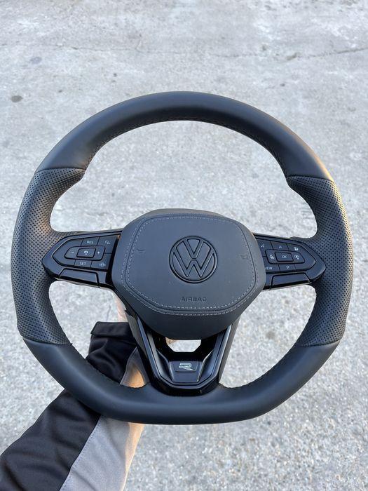 Волан VW Golf 8,T-Rock и други