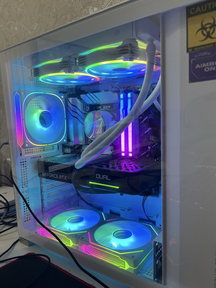 Игровой комп новый 5060rtx ti corei5 14го поколоенич