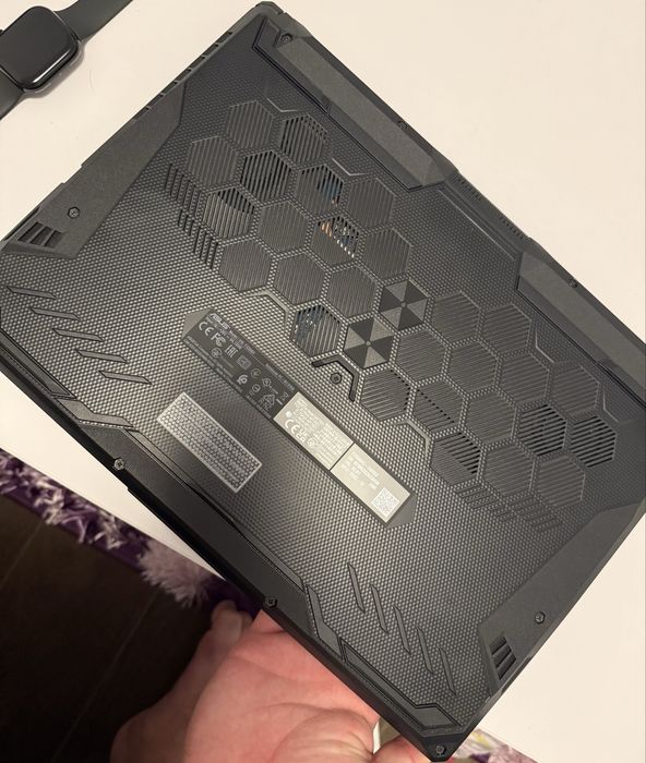 Laptop Gaming ASUS TUF F15 - 16 GB RAM, RTX 3050 4gb, I5-11400H