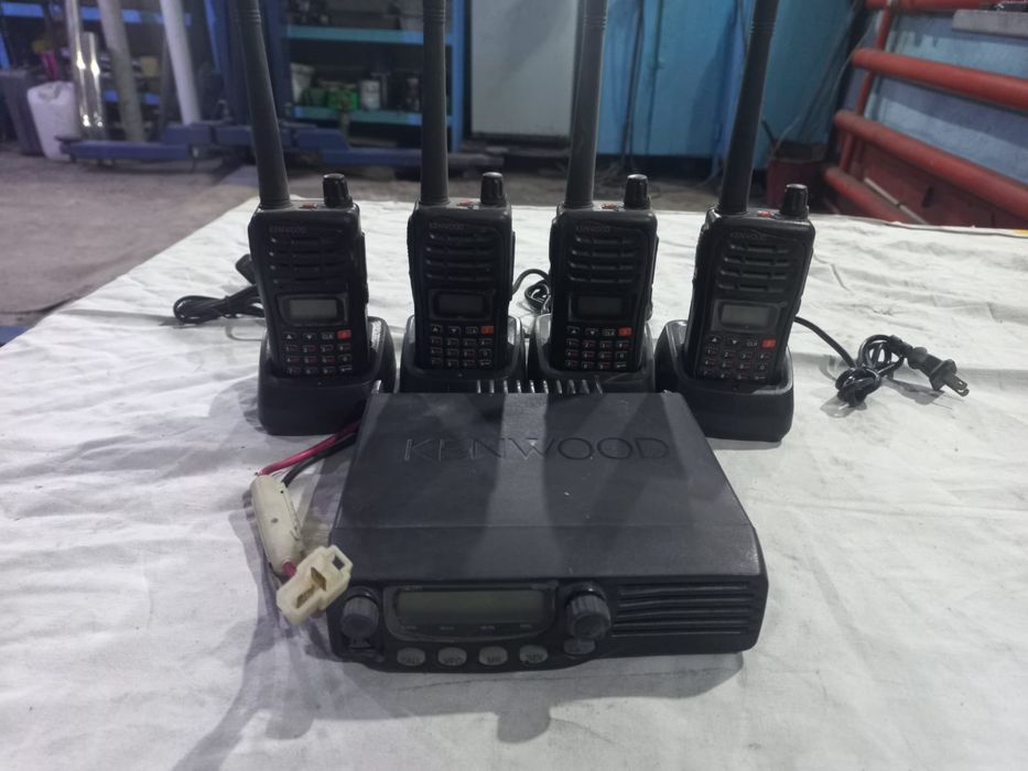 Продам рации KENWOOD