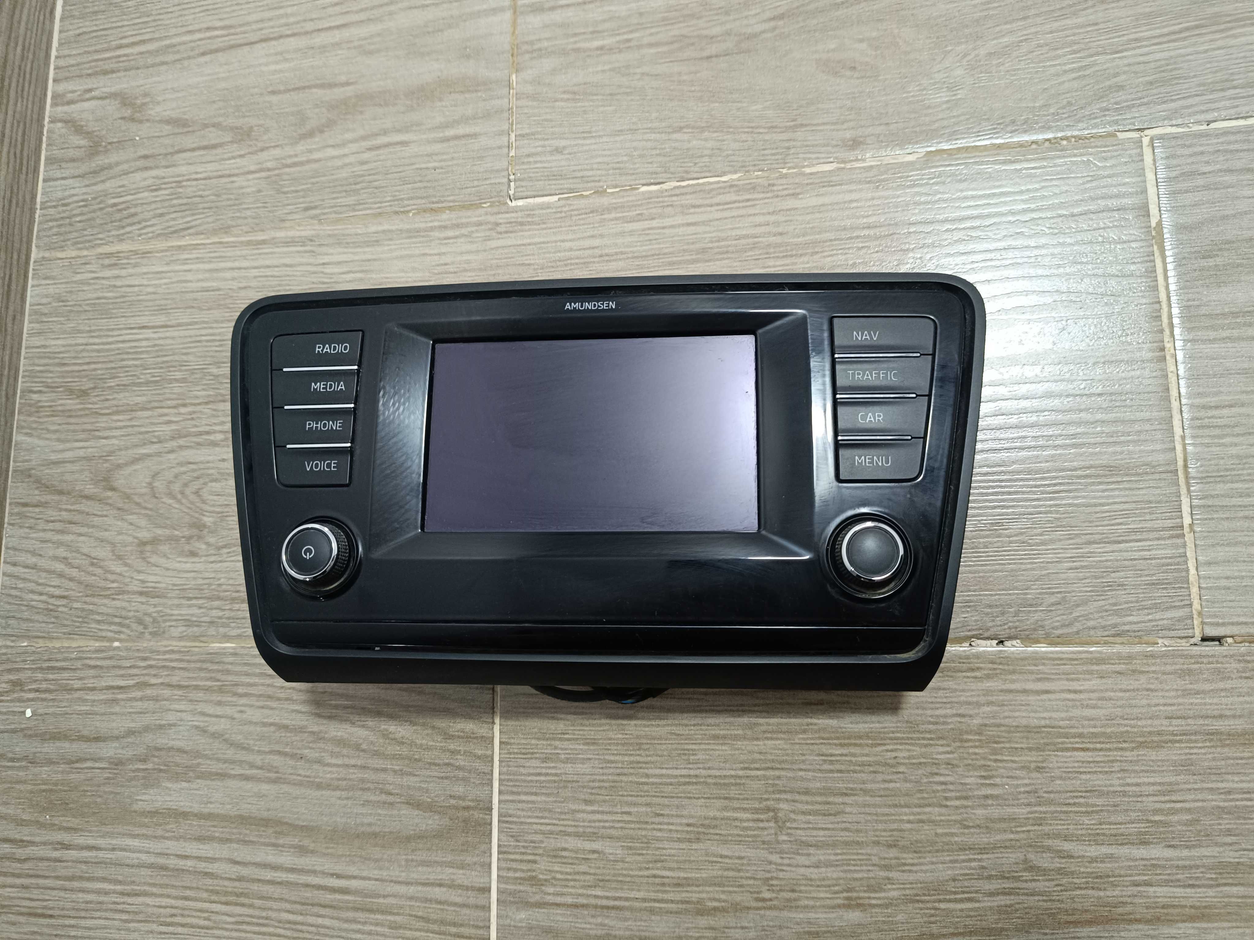 Display multimedia Skoda Octavia 3 Superb 3 navigatie model dupa 2013
