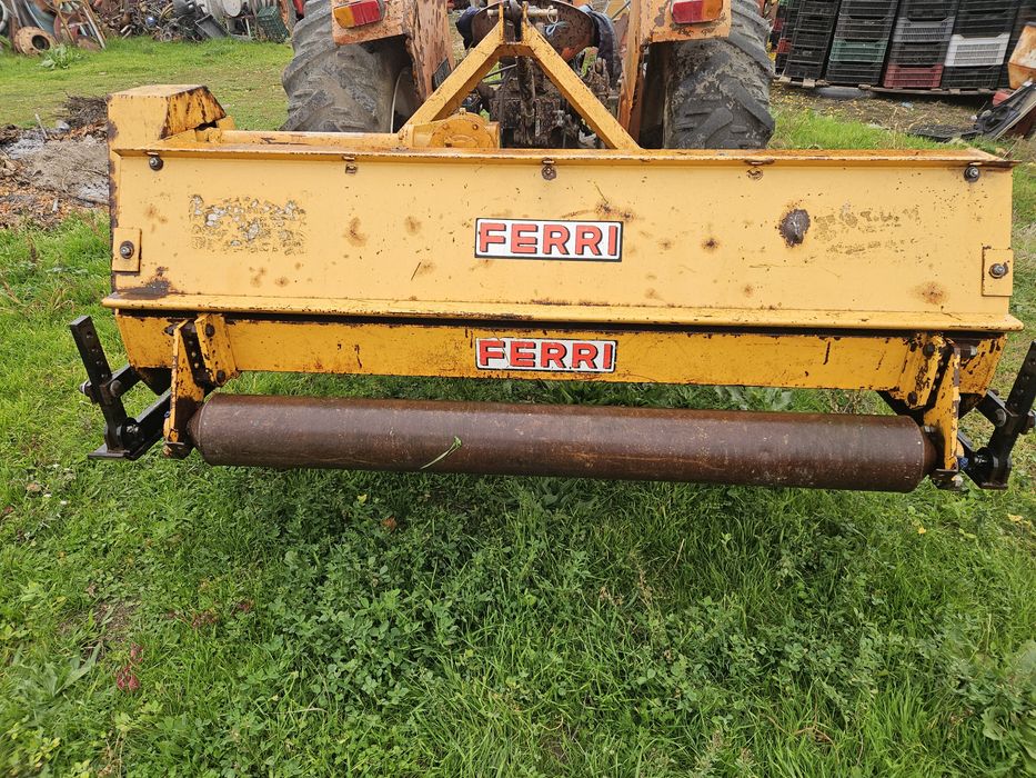 Tocator pentru resturi vegetale 2 metri