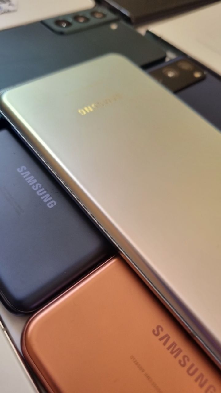 samsung s21  plus 5G 256gb