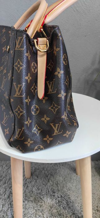 Дамска чанта Louis Vuitton