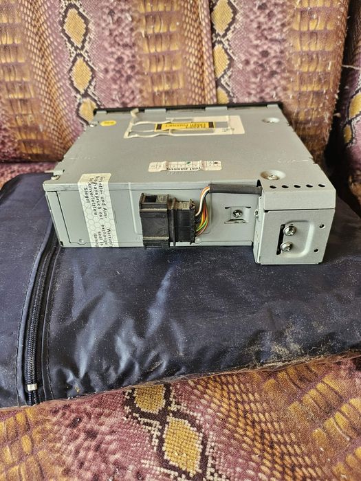 RNS-E навигация с CD changer
