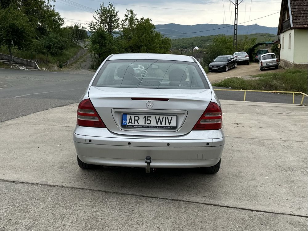 Mercedes C class C220 W203