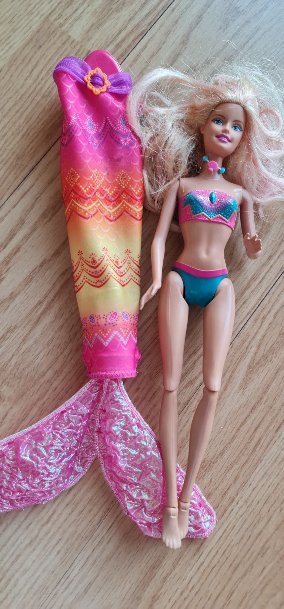 Papusi Barbie SUA Mattel Simba bebe Ariel Disney Monster High Rochii