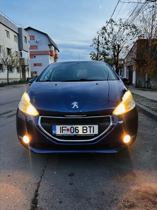 Peugeot 208 /1.2 benzina+ GPL Fabrica