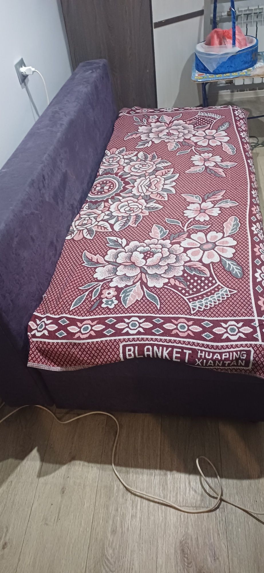 продам диван раскладной