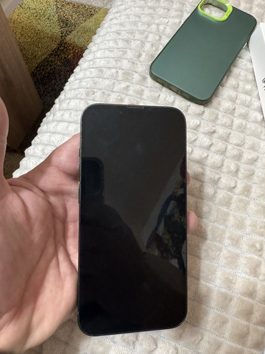Iphone 13  128gb с гаранция