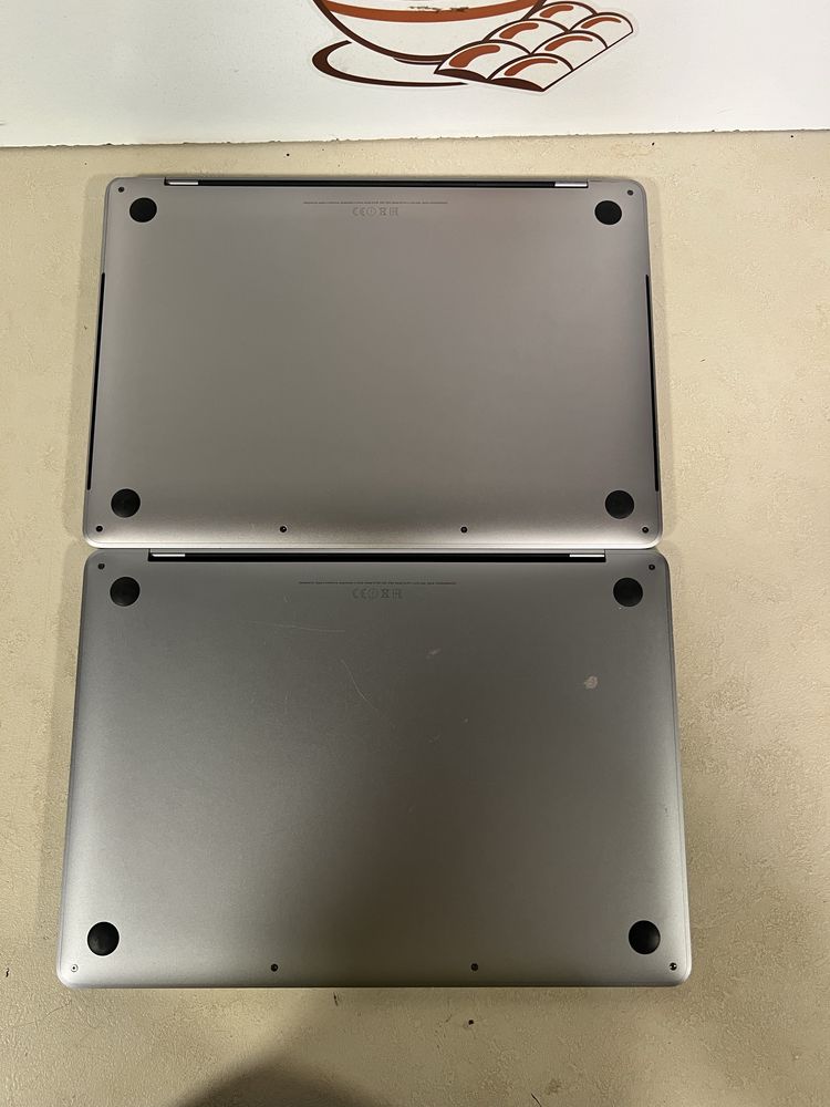 Macbook pro A1708 2бр за части или ремонт