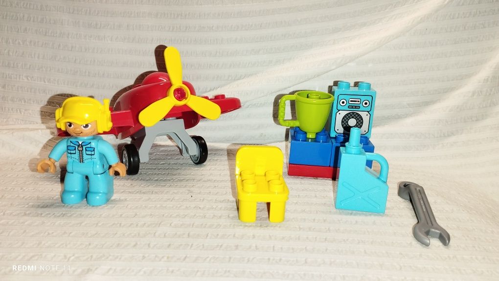 Set duplo cu avion