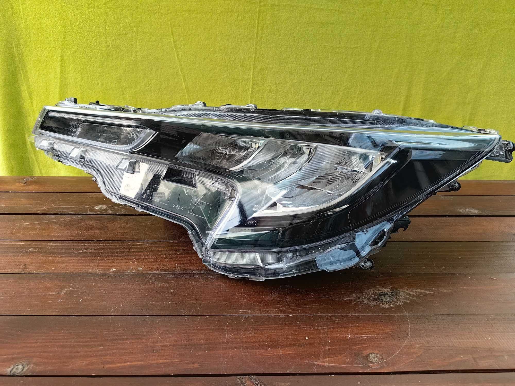 Фар за Toyota Corolla E21 / Тойота Корола Е21