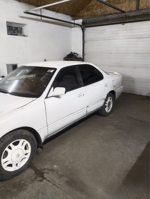 Продам машину тайота