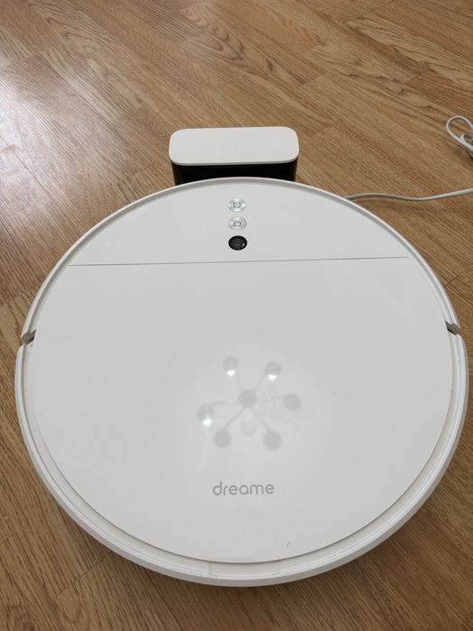 Робот-пылесос в отличном состоянии