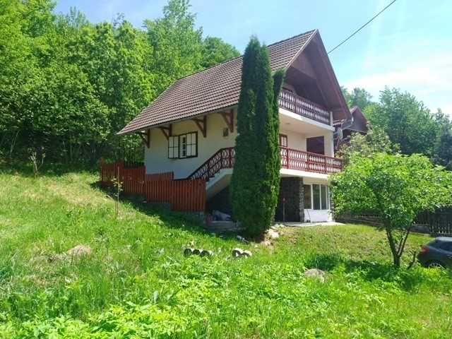 casa de vinzare  in statiunea SOVATA BAI  cu teren intravilan