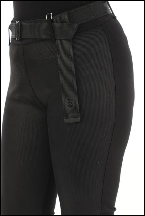 Элегантность в каждой детали: Классические брюки с поясом для вашего