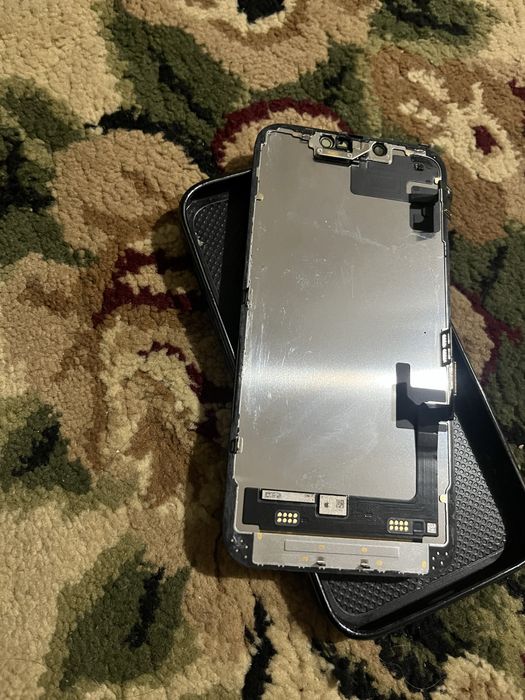 Экран на айфн 14