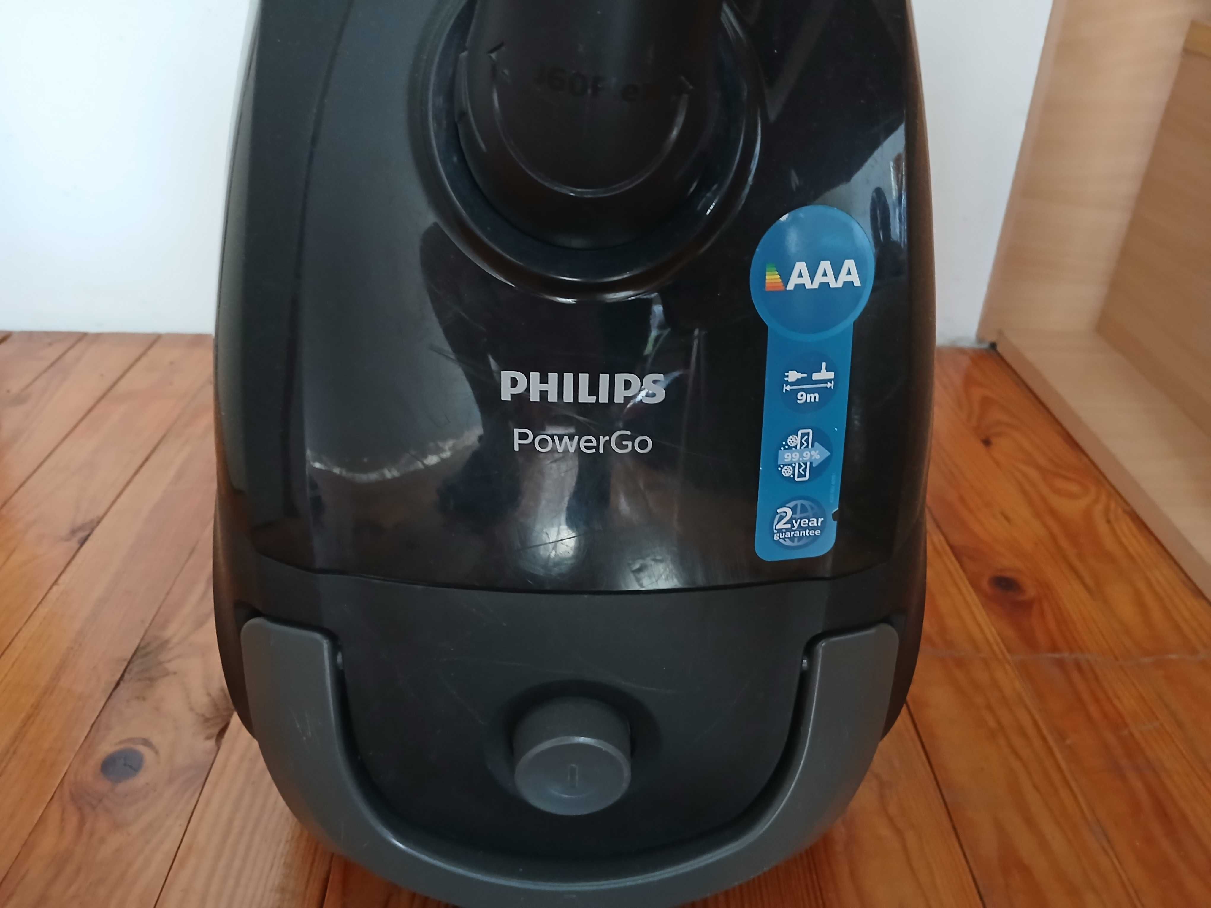 Прахосмукачка Philips /Power Go/ 900W