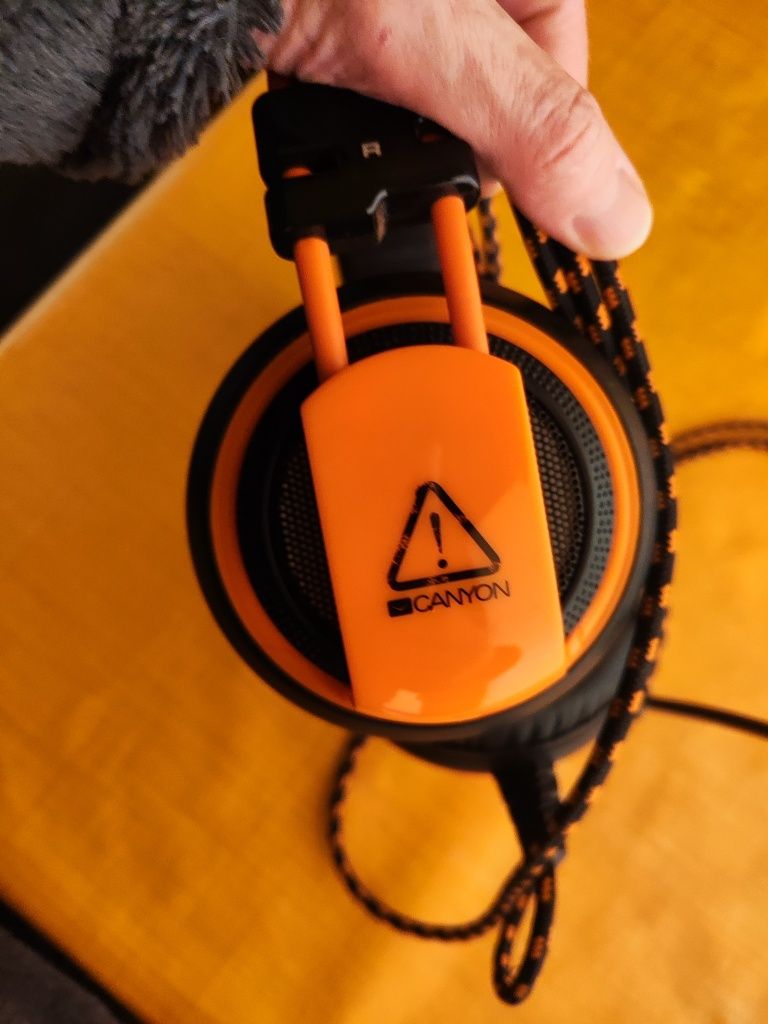Canyon Interceptor GK-8 геймърска механична кура, RGB, CND-SKB8-US