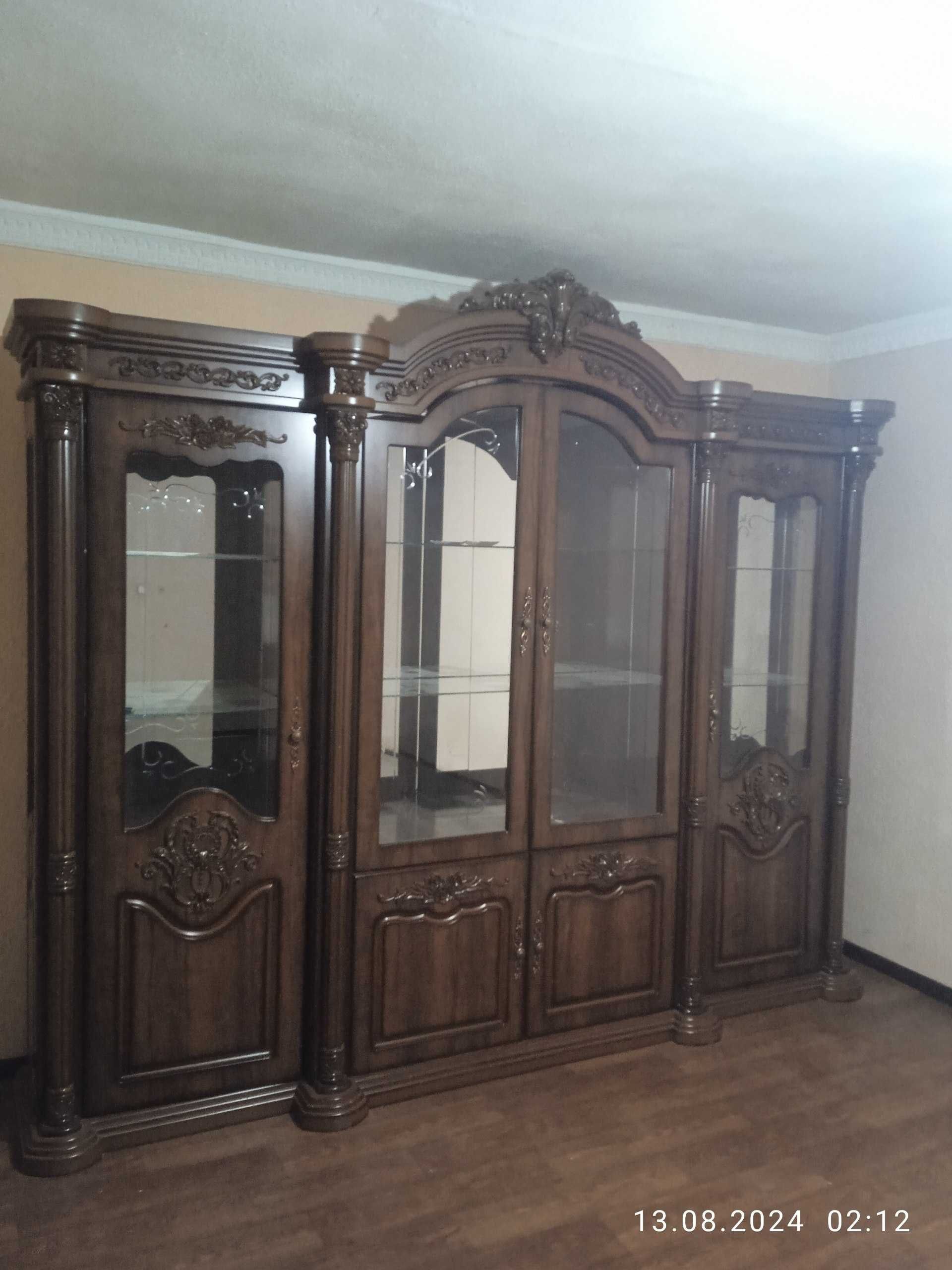 Стенка сотилади, холати аъло даражада