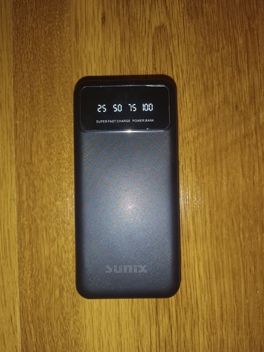 Продавам чисто нов Power bank