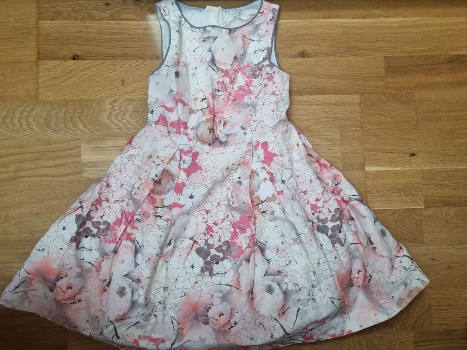 Rochie Next frumoasa, cu dublura 5 ani