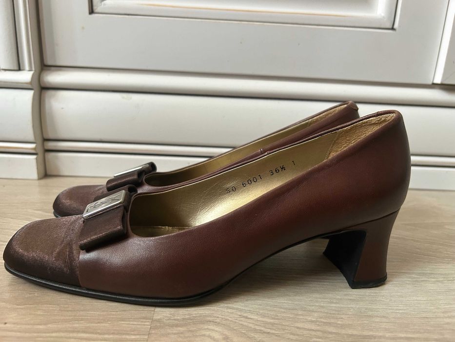 Pantofi vintage Yves Saint Laurent – piele + mătase – mărime 38