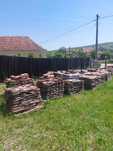 Tigla mica de vanzare