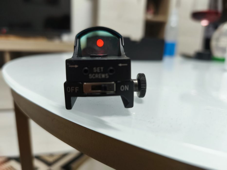 Red Dot nou - funcțional, cu toate accesoriile incluse