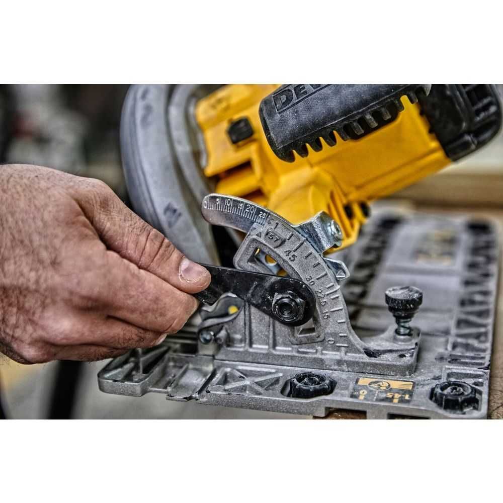 Циркуляр DeWALT DWE576K, 1600W, 190mm